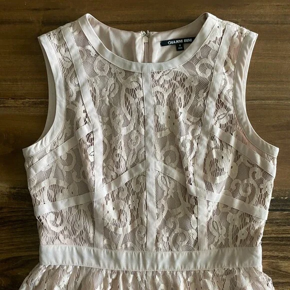 Gianni Bini Cream Lace Sleeveless Dress Women's 6 - Picture 4 of 12
